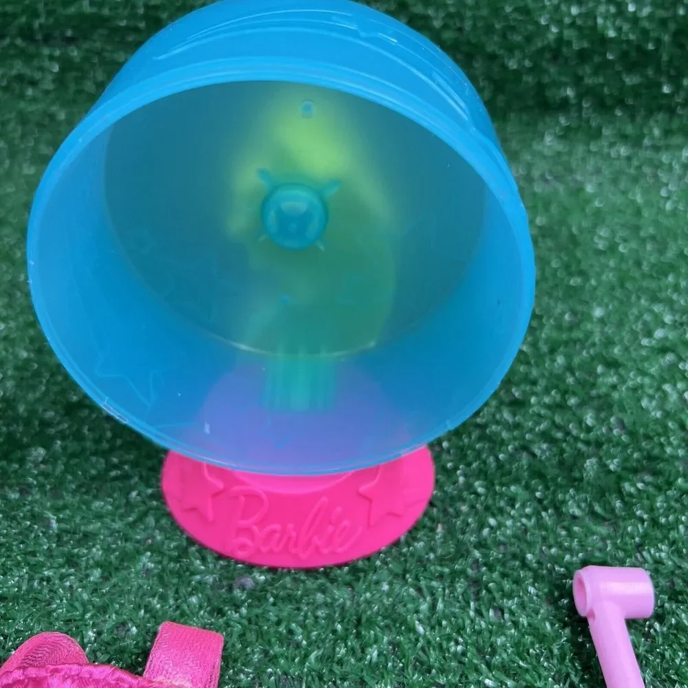Barbie‎ Lot Of Accessories Dress Hanger Table Wheel Dog Hula Hoop